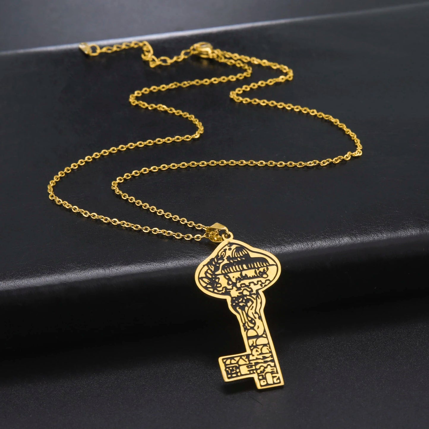 Vintage Palestinian Right of Return Key Pendant Necklace for Women Men Stainless Steel Jewelry